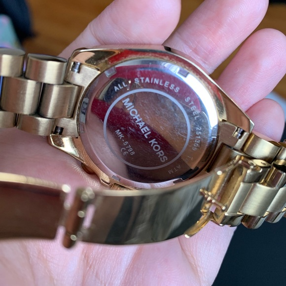 Michael Kors watch - very good condition - No link removed. - Picture 3 of 4